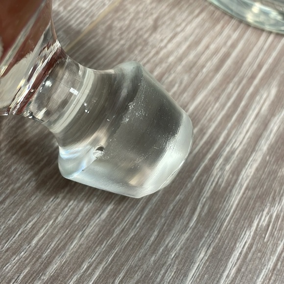 Vintage Glass Wine Liqueur Decanter with Stopper Etched Flowers - Picture 14 of 16